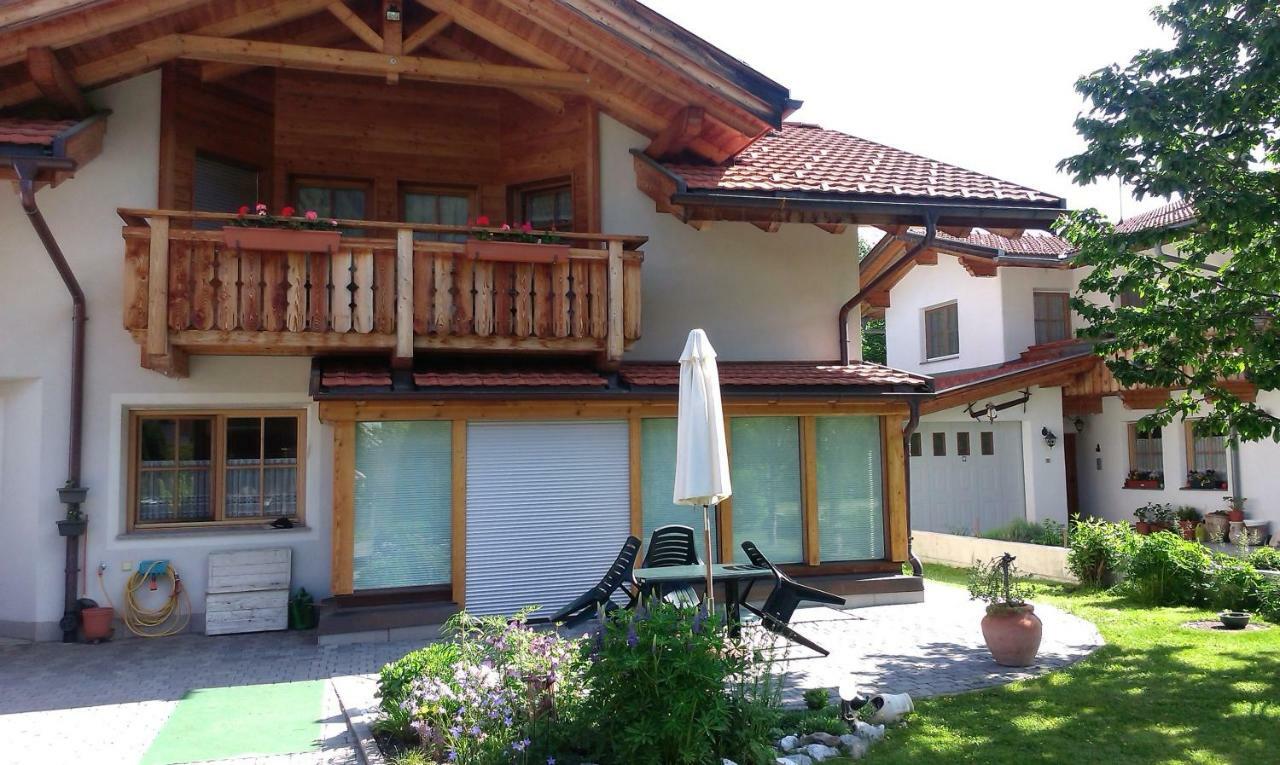 Bina' S House Sillian
