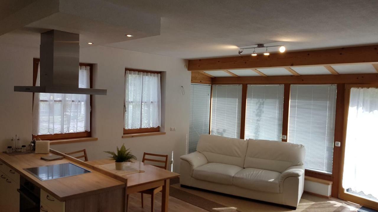 Bina' S House *